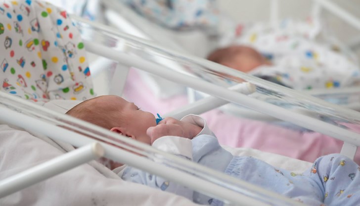 Съпругите на мъжете родиха в рамките на няколко часа в клиника до Тел Авив Съпругите на мъжете родиха в рамките на няколко часа в клиника до Тел Авив