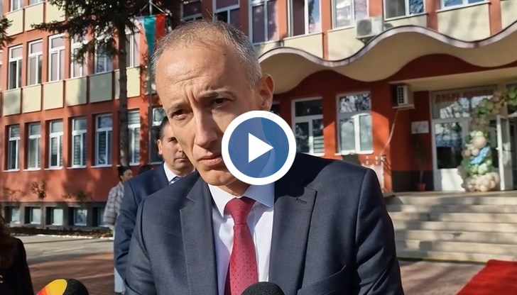 Вдигаме с 10% заплатите в образованието през 2026 година