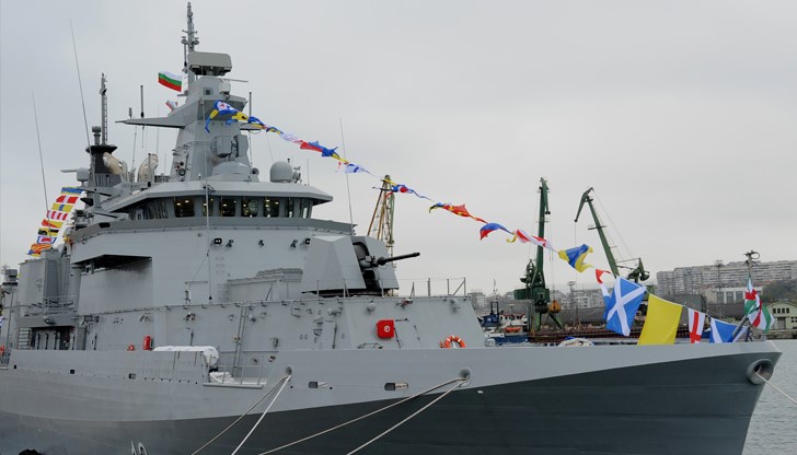 Военноморските сили приеха на въоръжение новия многофункционален патрулен кораб във Варна