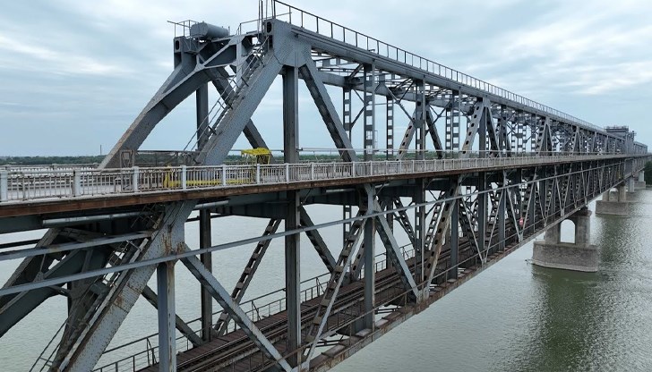 Русенци припомнят мащабното строителство от 50-те години и недоумяват защо днешните технологии не ускоряват процеса Русенци припомнят мащабното строителство от 50-те години и недоумяват защо днешните технологии не ускоряват процеса