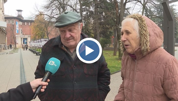 Близо 536 000 възрастни хора получават помощта от 120 лева за празничната трапеза