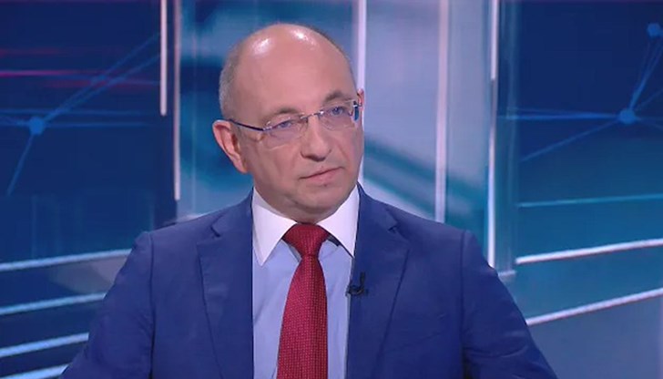 Бившият вицепремиер сравни финансовата ситуация с управлението на Жан Виденов и определи дефицита като "бюджетно блато" Бившият вицепремиер сравни финансовата ситуация с управлението на Жан Виденов и определи дефицита като "бюджетно блато"