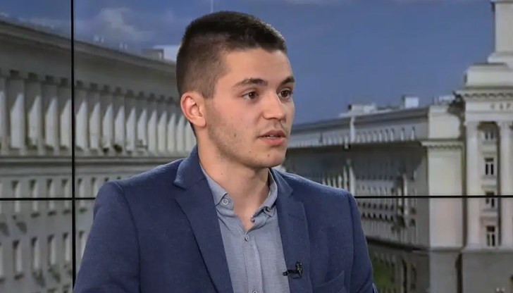 Поколението Z промени културата на протеста с нови слогани и масово присъствие Поколението Z промени културата на протеста с нови слогани и масово присъствие