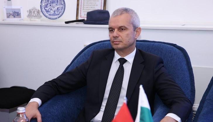 "Възраждане" предлага лимит от 20 секции извън ЕС и само машинно гласуване