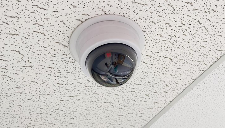 Експерти предупреждават за психологически травми и недоверие към авторитетите сред учениците