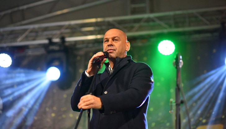 Коалицията обвинява Костадин Димитров в създаване на опасност за гражданите и нарушаване на закона Коалицията обвинява Костадин Димитров в създаване на опасност за гражданите и нарушаване на закона