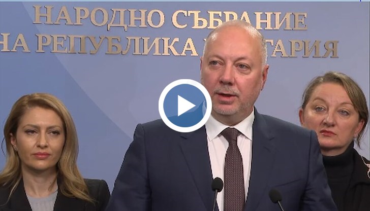 Премиерът прекъсна гласуването на вота на недоверие с извънредно обръщение за "ценностен сигнал"