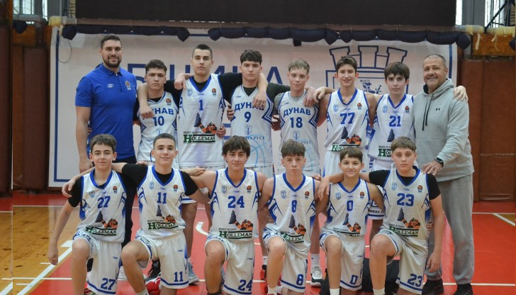 Русенските баскетболисти записаха убедителни победи над "Стар баскет" и "Варнабаскет" с обща разлика от 90 точки Русенските баскетболисти записаха убедителни победи над "Стар баскет" и "Варнабаскет" с обща разлика от 90 точки