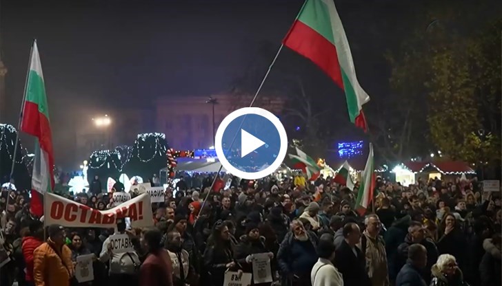 Недоволството преля от данъците към цялостното управление, блокираха ключови булеварди в страната