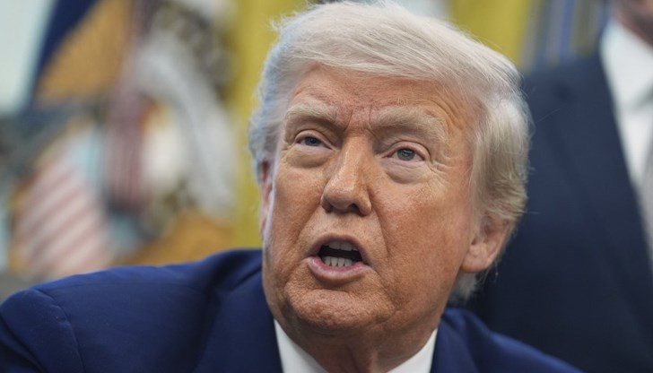 Президентът на САЩ определи глобата на Брюксел срещу социалната мрежа "Екс" като "гадна" и грешна Президентът на САЩ определи глобата на Брюксел срещу социалната мрежа "Екс" като "гадна" и грешна