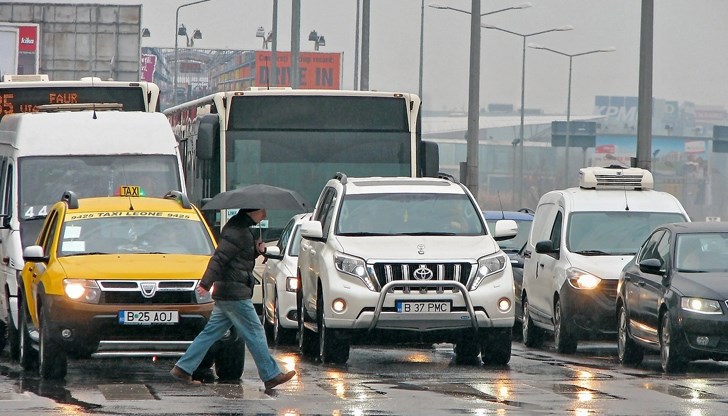 Столицата генерира една четвърт от икономиката на Румъния, но се задъхва от трафик и липса на парно Столицата генерира една четвърт от икономиката на Румъния, но се задъхва от трафик и липса на парно