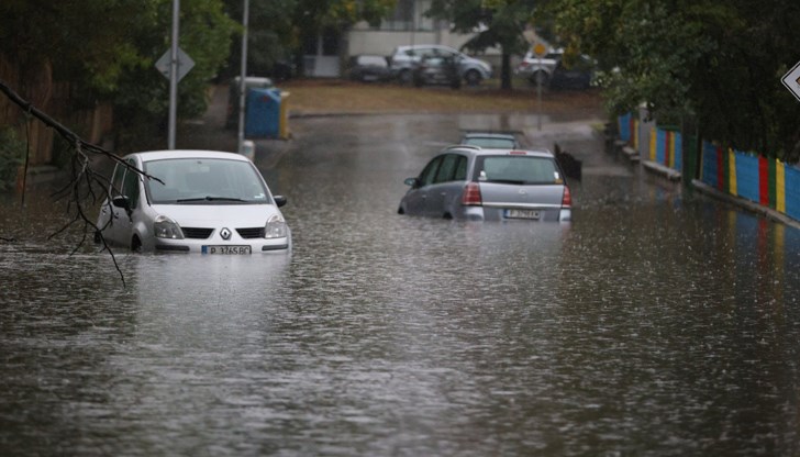 Валежите в Русе надхвърлиха три пъти нормата Валежите в Русе надхвърлиха три пъти нормата