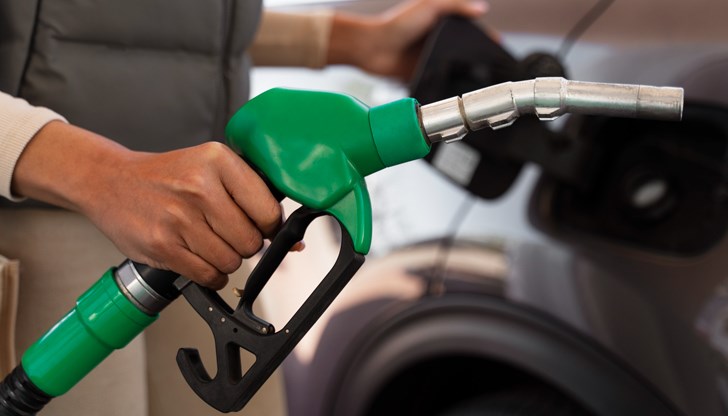 Руският петрол е евтин, но преработката му стана лукс след атаките Руският петрол е евтин, но преработката му стана лукс след атаките