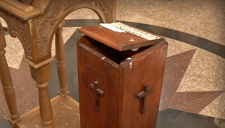 Извършителите се възползвали от изключените камери заради ремонт в храмаВзлом