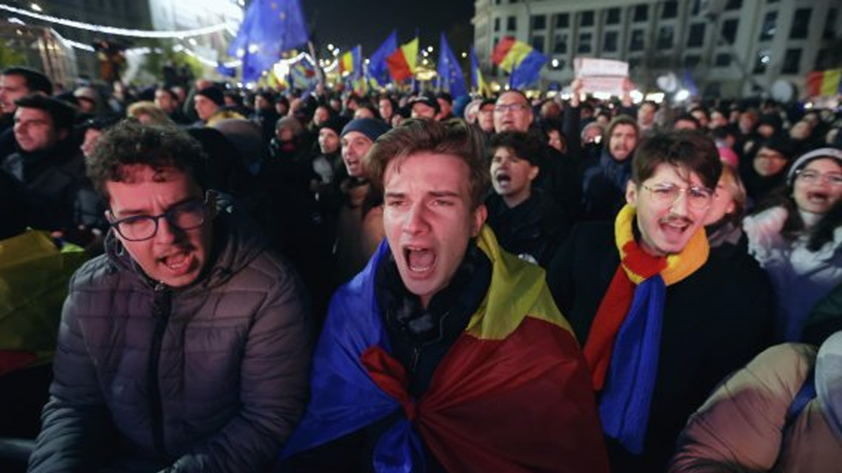 Президентът Никушор Дан разкри схема за заплашване на магистрати след