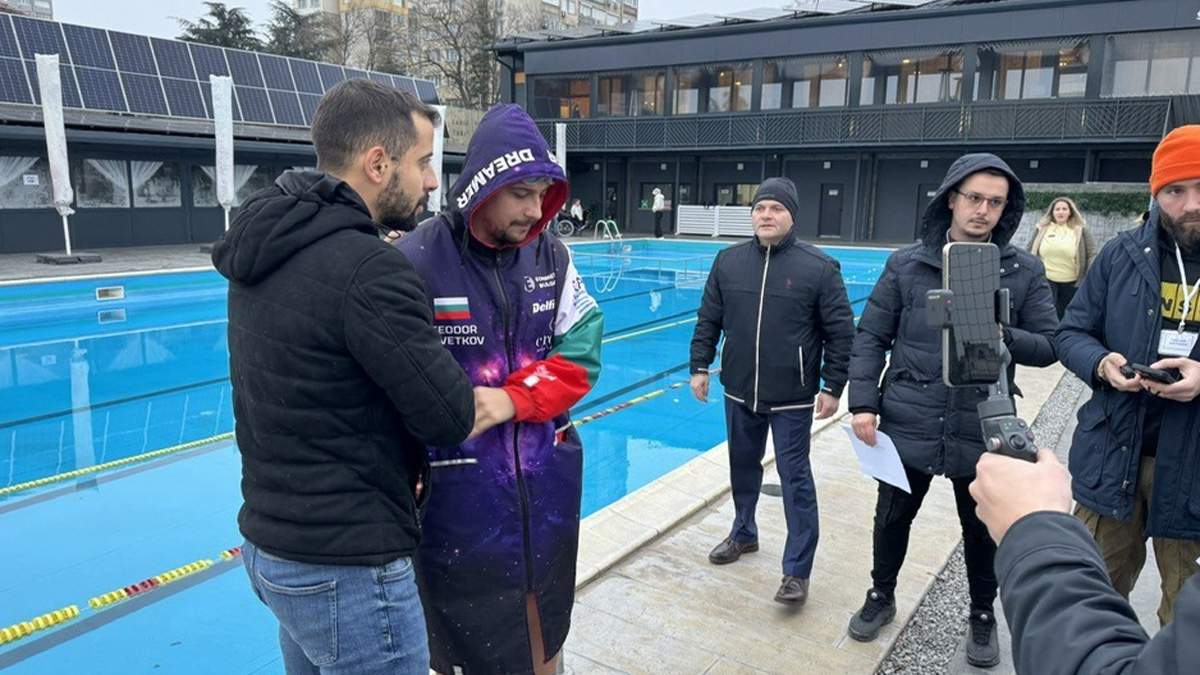 Русенският плувец атакува престижното предизвикателство Ice Sevens, покорено само от