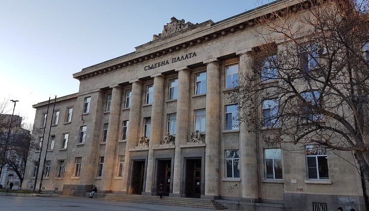 53-годишният извършител е прекарал денонощие в ареста след непристойни действия