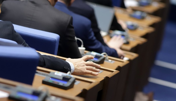 Родителите на деца до 12 години ще са с гъвкаво