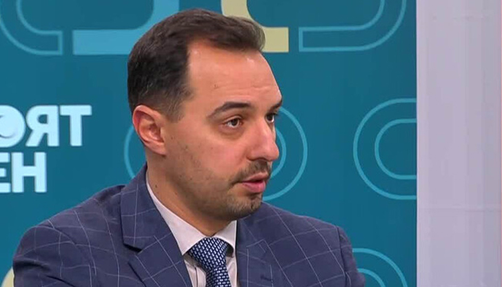 Депутатът от ПП-ДБ не изключва диалог с Румен Радев, ако