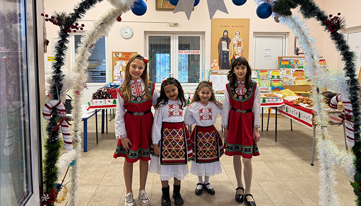 Ученици в Долна Студена представиха Парад на талантите за празникОсновно