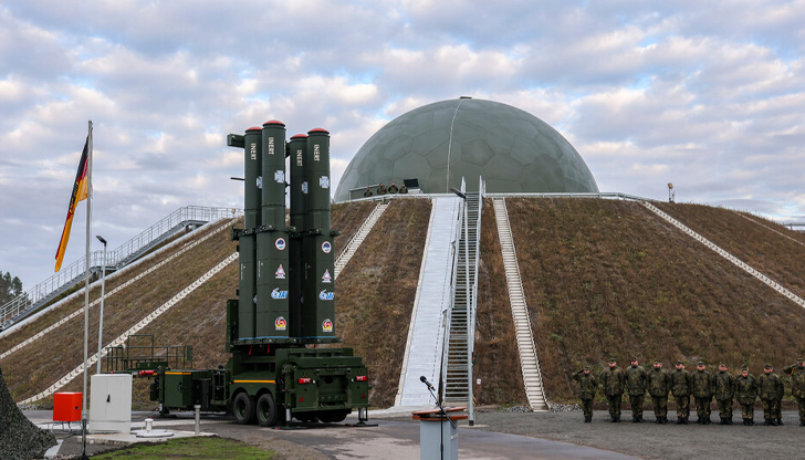 Системата Arrow 3 поема защитата на НАТО срещу заплахи от