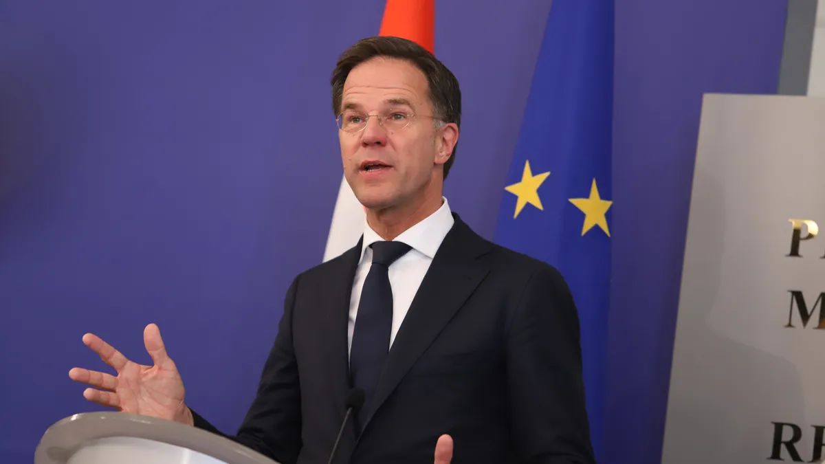 Генералният секретар отхвърли идеята на Манфред Вебер за европейско НАТО