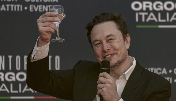 Милиардерът разбуни духовете с думите сиИлон Мъск предизвика нова вълна
