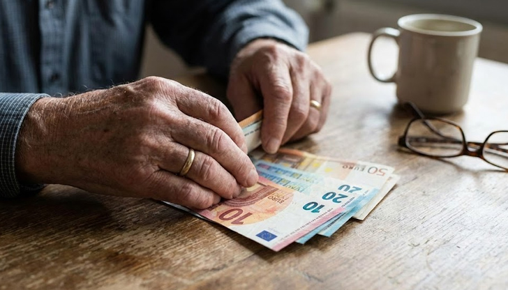 Възрастните хора ще получат увеличение между 7 и 8% по