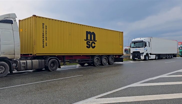 Инцидентът се размина без пострадали на магистралата Солун – АтинаБългарски