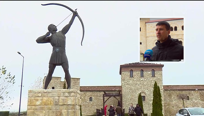 Ивелин Михайлов лично разведе посетители из комплекса в отговор на