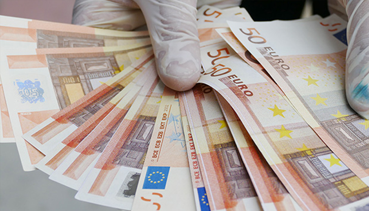 Финансовият експерт съветва да научим защитните елементи на новите банкноти