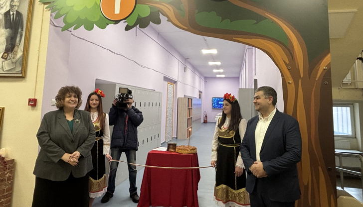 Гимназията внедрява обучение чрез преживяване и виртуална реалностНовоизграден STEM център