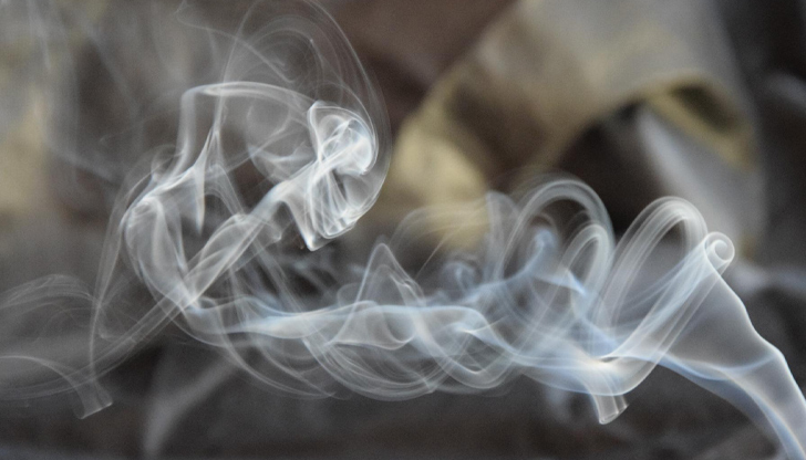 Близо 27% от учениците посягат към цигарите, а момичетата пушат