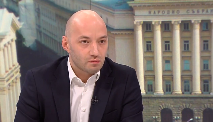 Протестите доведоха до коренно нова политическа ситуацияПрезидентът Румен Радев е