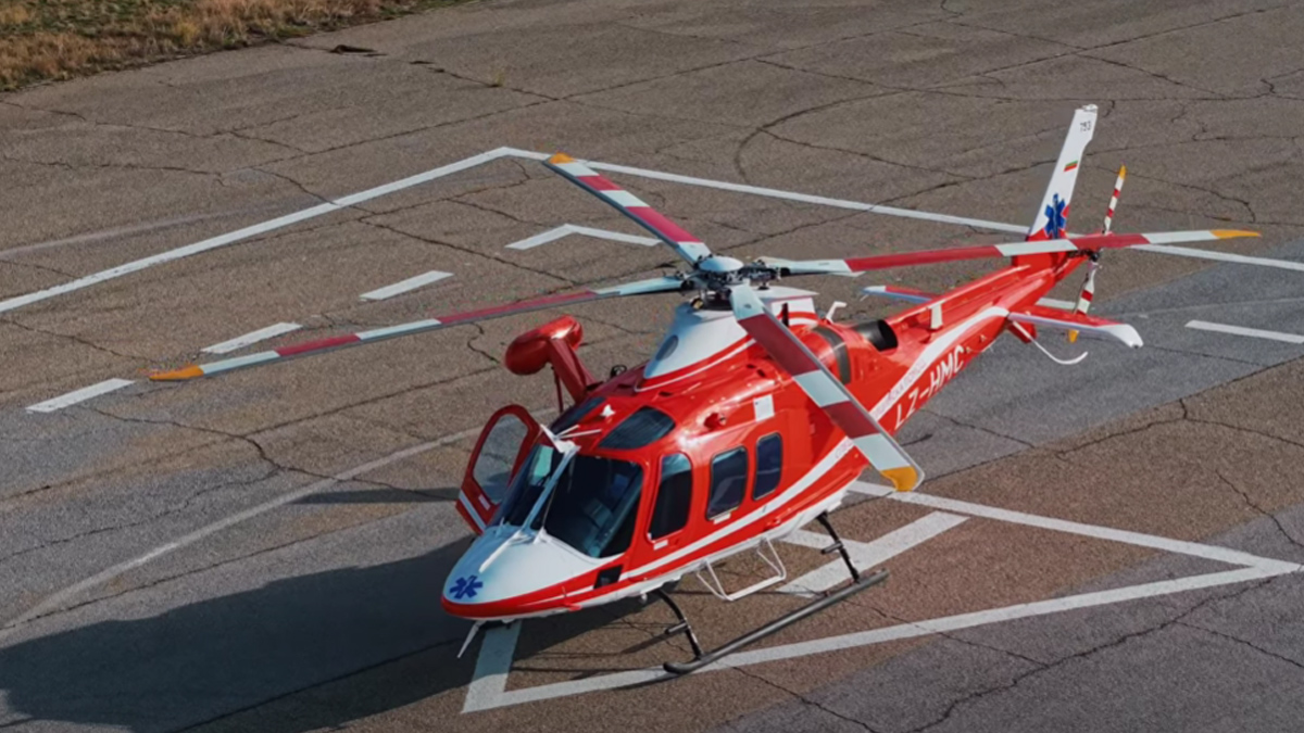 Търсят се кандидати между 19 и 35 години с отличен