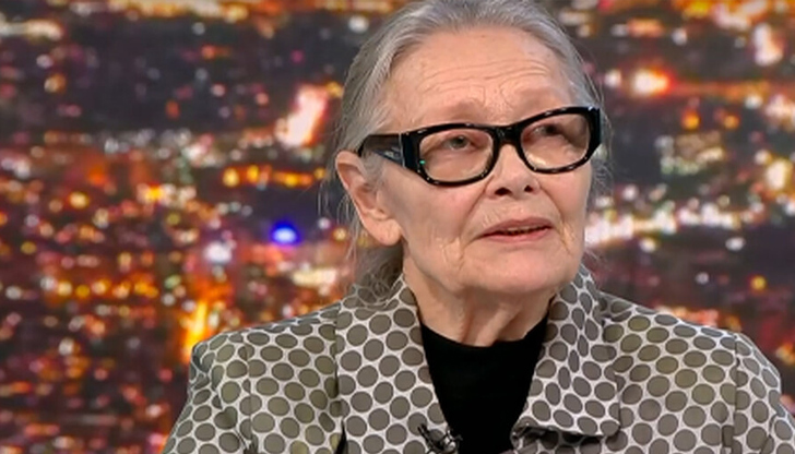 Актрисата вижда надежда в протестите и определя исканата оставка като