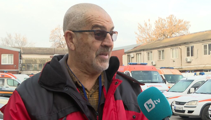 Лекари сравниха първите линейки Волга с днешните мобилни реанимационни залиНа