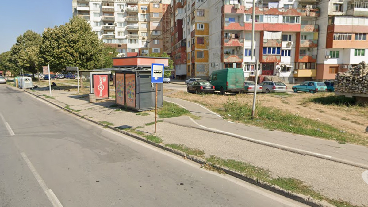 Две жени опитаха да откраднат козметика от магазин на булевард