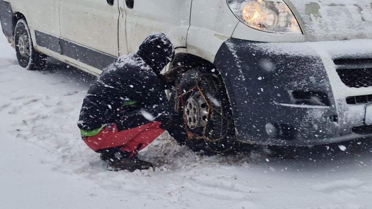 Осем области са с предупреждение от втора степен, температурите падат