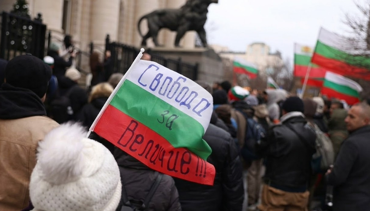 Днес съдът решава дали да остави в ареста седемте обвиняеми