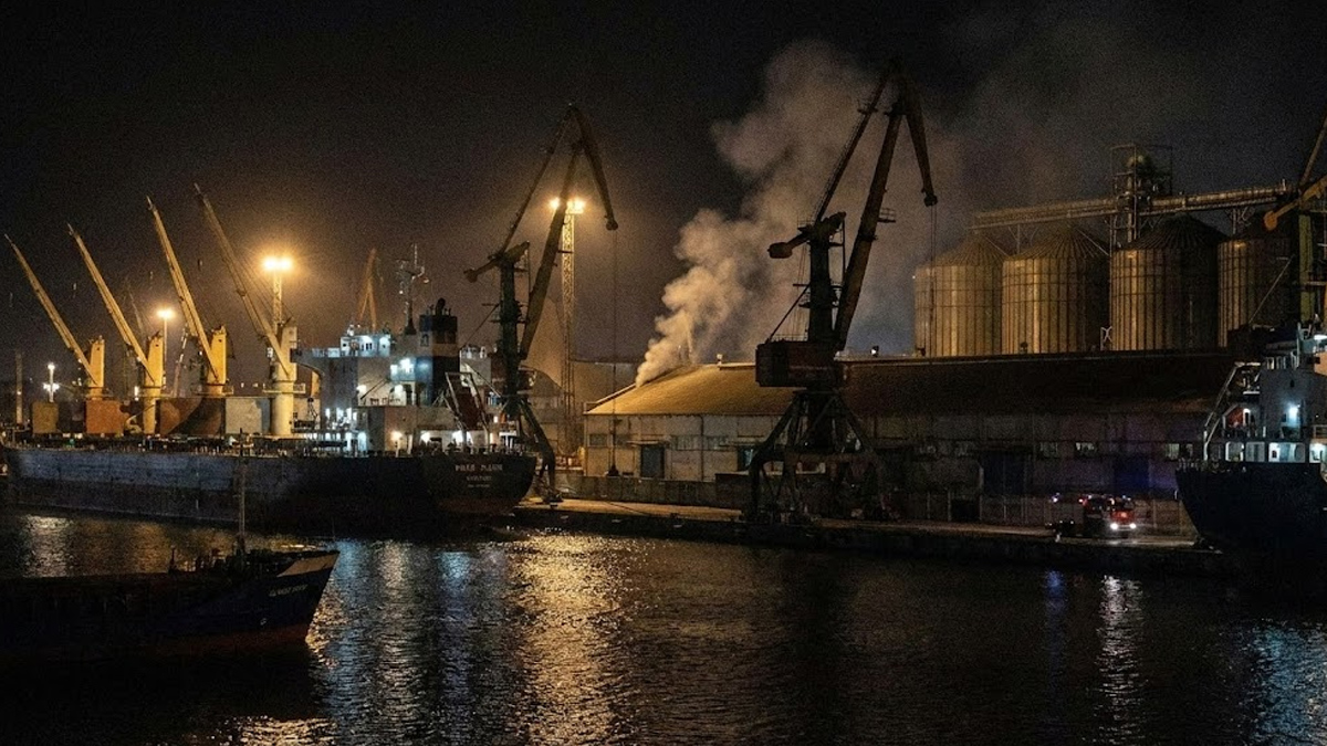 Няма пострадали при нощните атаки в Одеса и Николаев, нанесени