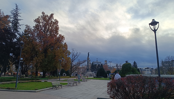 Температурите днес ще достигнат до 12 градуса, като следобед облаците