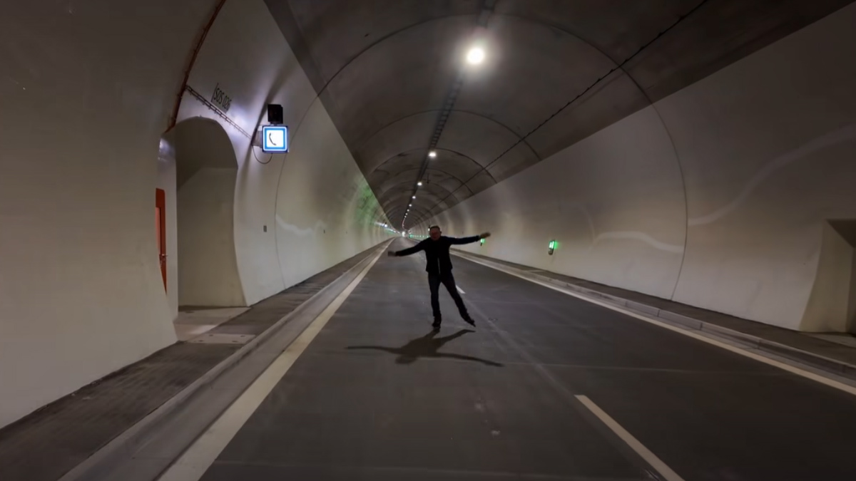 Словашкият премиер откри новото съоръжение след 30 години чаканеСловашкият министър-председател