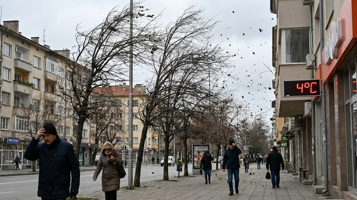 Температурите падат за Нова годинаЖълт код за силен и временно