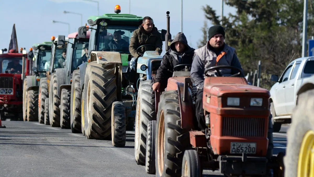 Министър Костас Циарас анонсира нови тарифи под 9 евроцента за