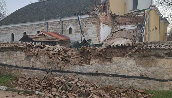 Няма пострадали при инцидента с храм Успение Богородично, кметът Илиян