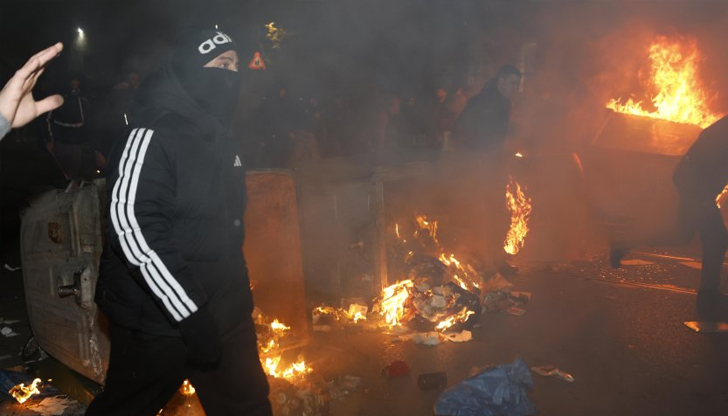 Десет от задържаните остават в ареста за 72 часа, разследват