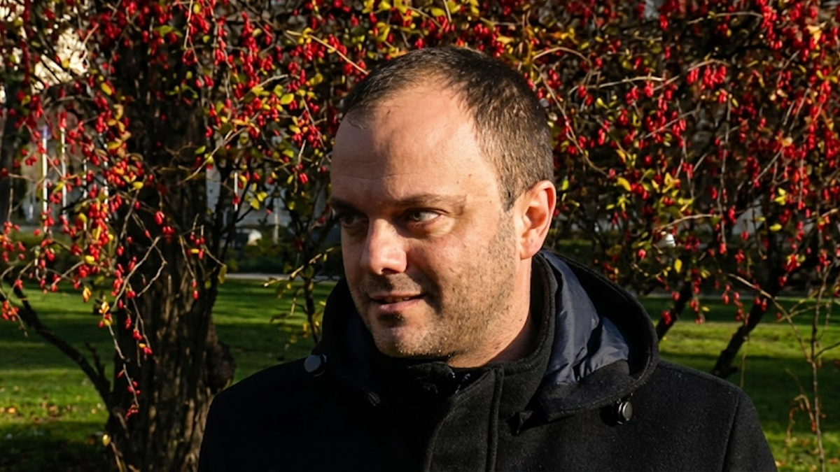 Авиоинженерът Стефан Христозов нарича досегашната доходност смехотворна, финансистите подкрепят мултифондоветеЧовек