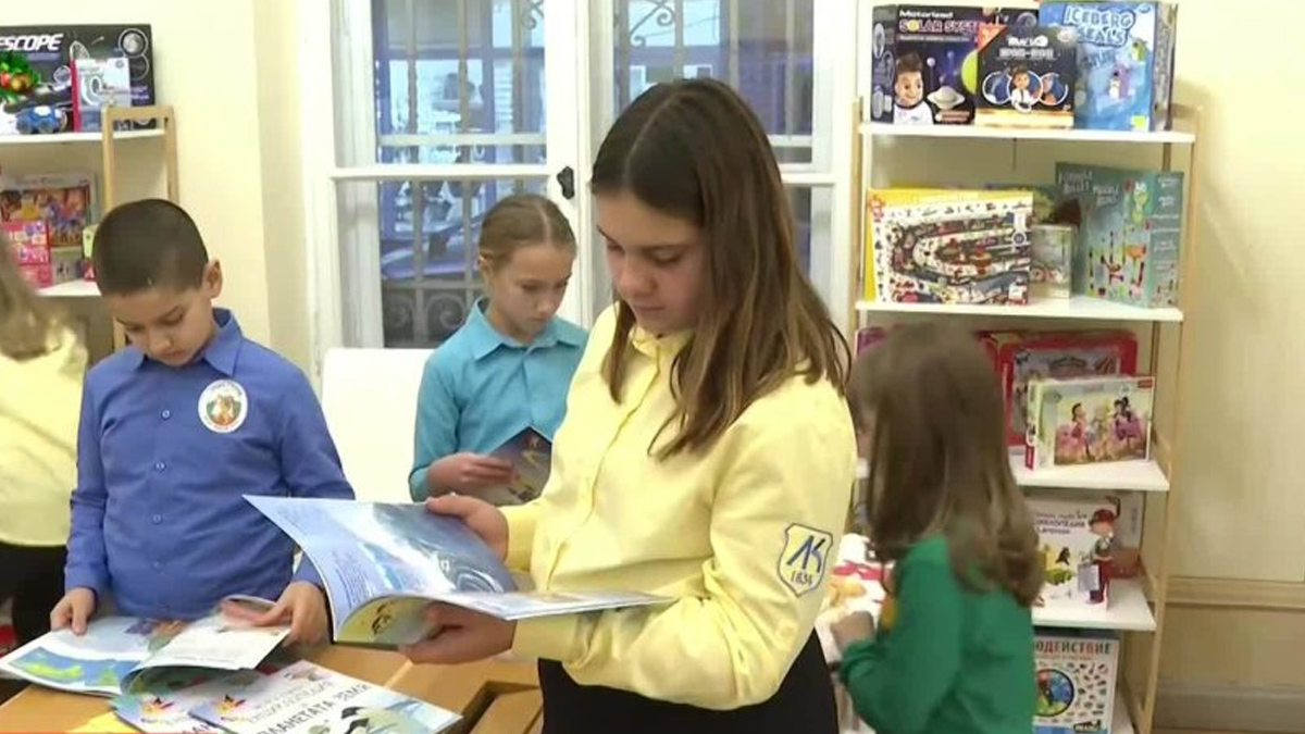 Малки дарители събират средства за болни връстници и приюти за