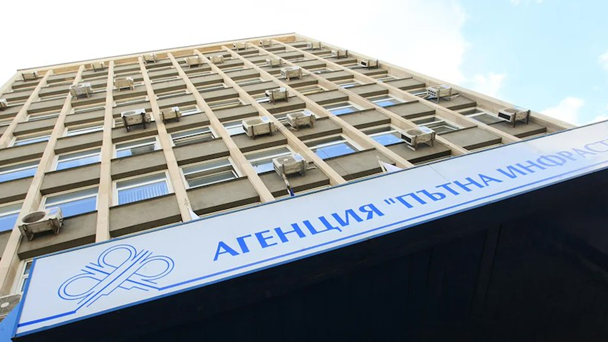 Бившият вътрешен министър обяви, че агенцията притежава 50-метров плавателен съд